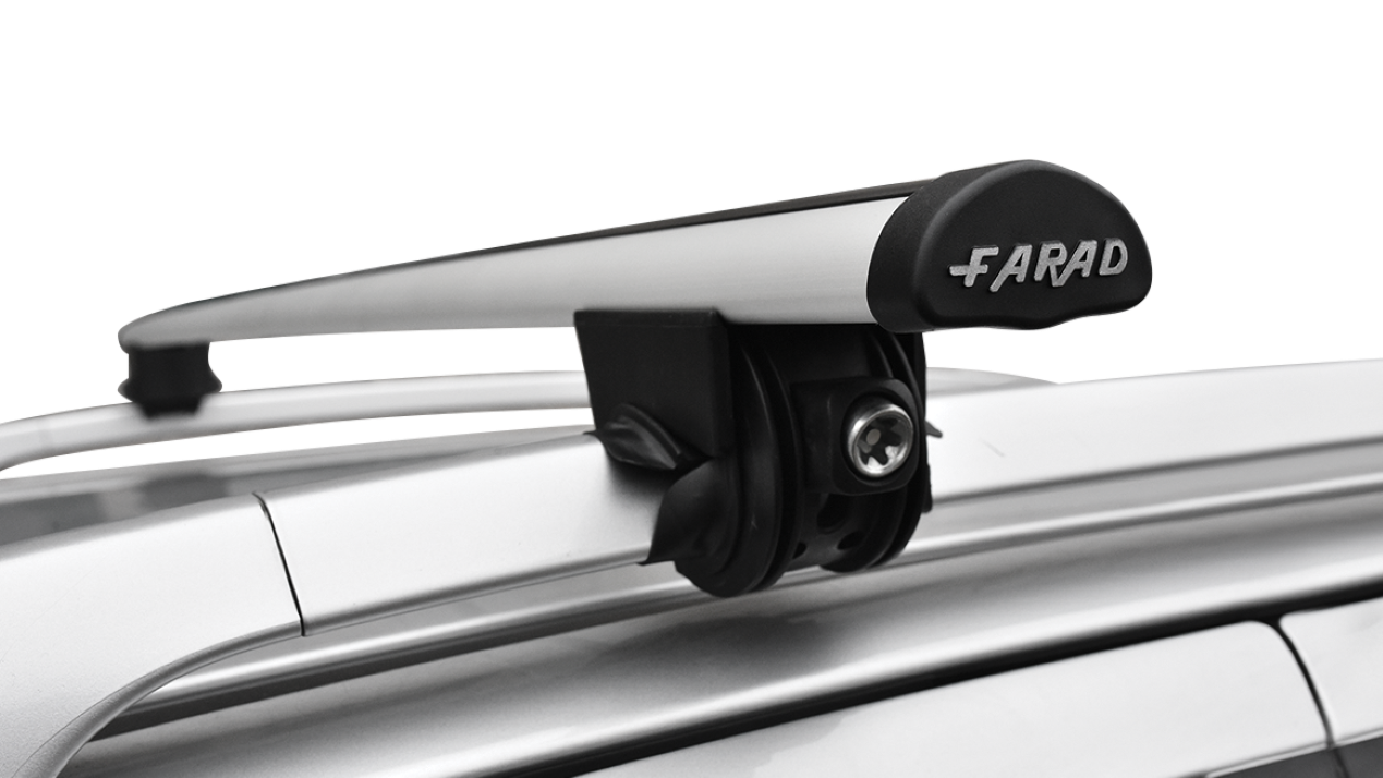 Barre Farad Aluminium 130cm + Kit SM 02 per Ford Kuga dal 2013-2020> (5 porte) con Corrimano Alto