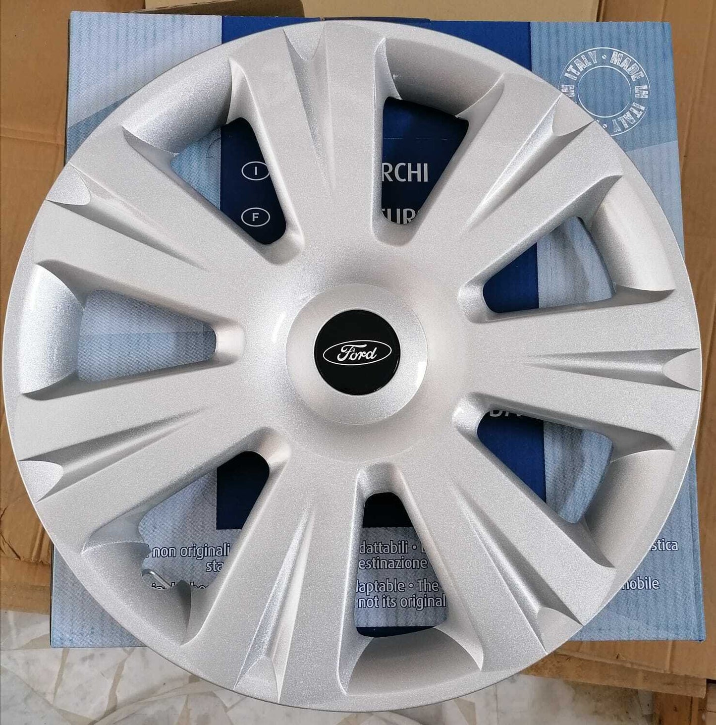 Kit di 4 copricerchi adattabili - per FORD KUGA (modello 2008-2013) - diametro 16"